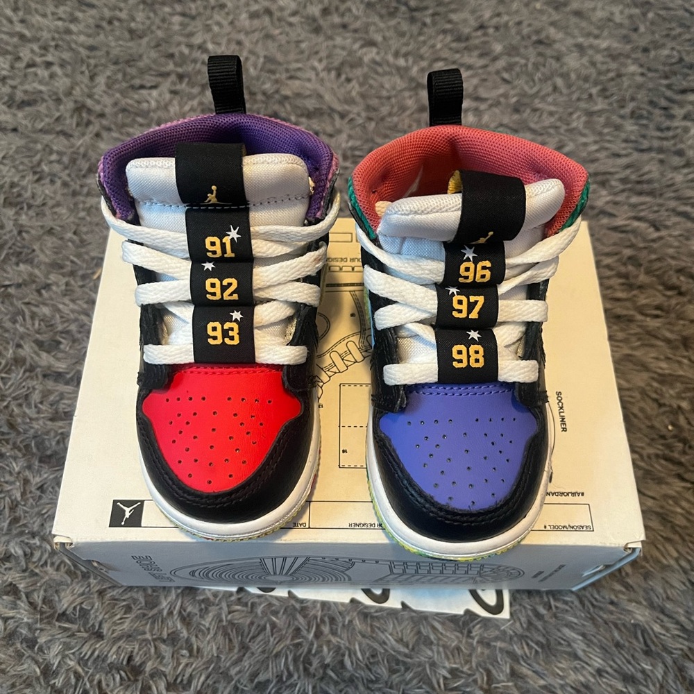 🖤💛 Jordan 1 Mid SS (TD) - Black/Opti Yellow | Toddler Size 6c – $60 💛🖤